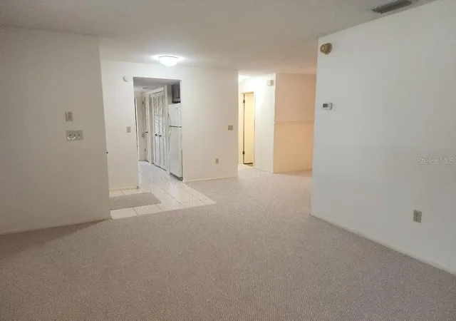 Listing Photo 4 - Condo for sale in building located at 603 Baldwin Ave, SAFETY HARBOR, FL 34695 - Unit #B