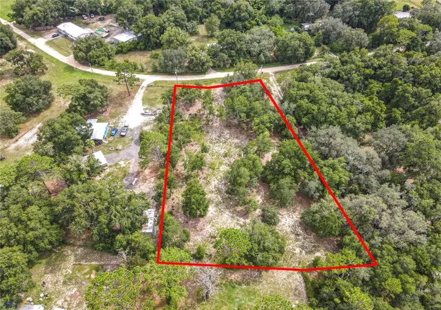 3rd image of 114 Plantation Way, Hawthorne, FL 32640 | MLS# GC533812