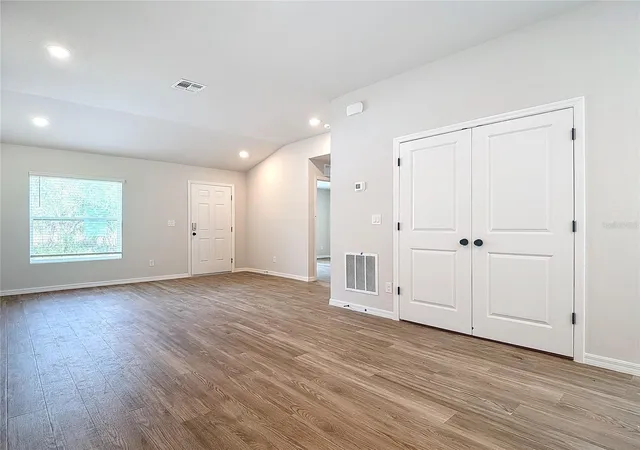 3rd image of 1201 Se 24Th Ave, Cape Coral, FL 33990 | MLS# OM709064