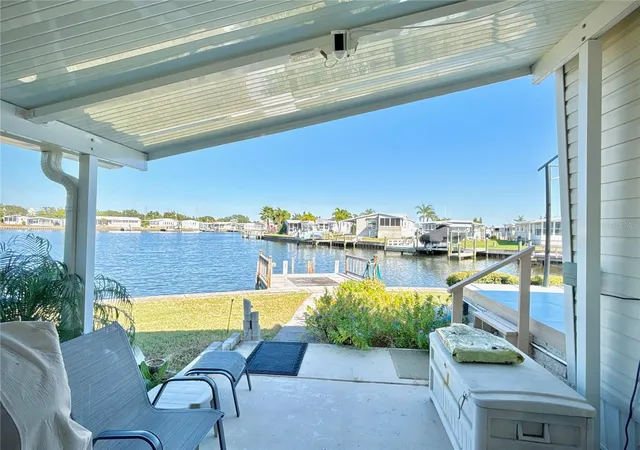3rd image of 144 Americana Ct Ne #218, Saint Petersburg, FL 33702 | MLS# TB8425095