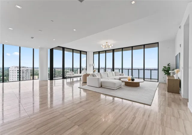 Photo 3 of Condo for sale at 2912 W Santiago St #2501, Tampa, FL 33629 | MLS# TB8425115 | Listing updated on 2026-09-28