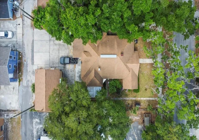Photo 3 of Multi family home for sale at 724 W Central Ave, Winter Haven, FL 33880 | MLS# O6342320 | Listing updated on 2026-09-01