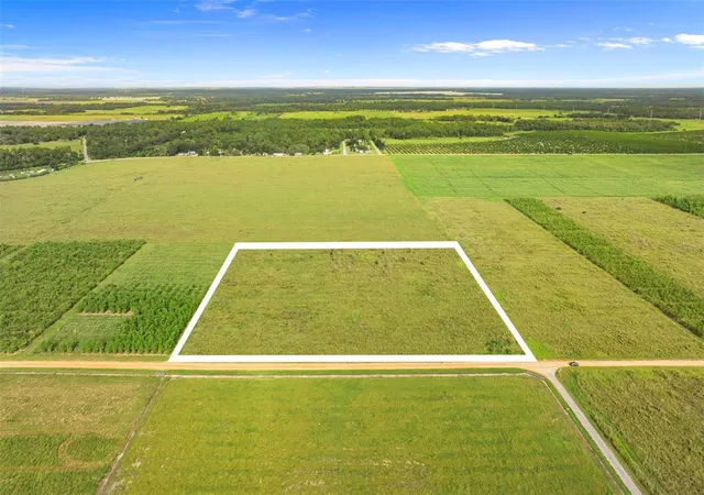 Photo 1 of Land for sale at Garfield Rd, Fort Meade, FL 33841 | MLS# TB8425394 | Listing updated on 2025-10-28