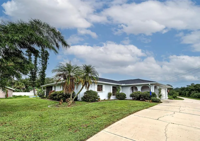 2nd image of 1181 Seacrest Dr Nw, Port Charlotte, FL 33948 | MLS# N6140445