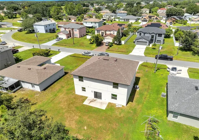 Photo 17 of Single family home for sale at 651 Parakeet Ct, Kissimmee, FL 34759 | MLS# O6342499 | Listing updated on 2026-06-01