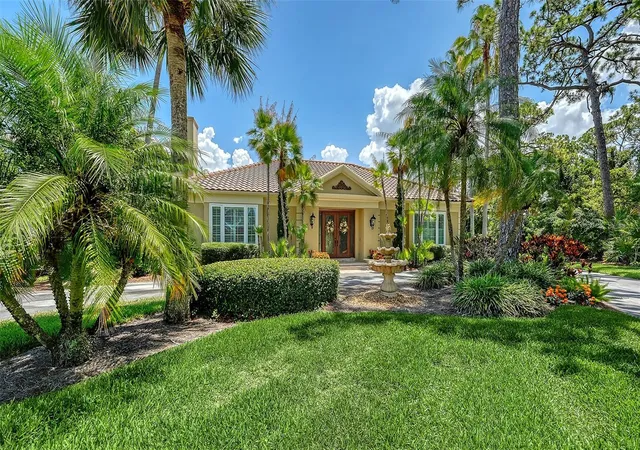 Homes for sale in Osprey, FL | 422 Blue Garden Ln, Osprey, FL 34229 | MLS# A4664436