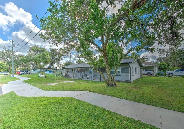 Homes for sale in Zephyrhills, FL | 38708 9th Ave, Zephyrhills, FL 33542 | MLS# TB8425543