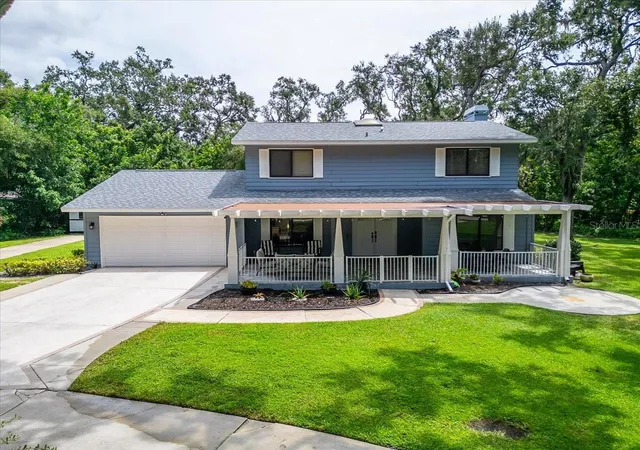 3rd image of 6512 93Rd St E, Bradenton, FL 34202 | MLS# TB8425634