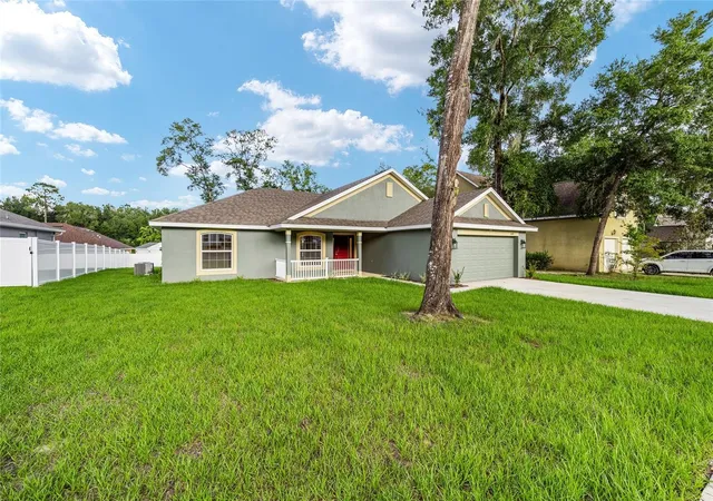 3rd image of 4099 Ne 58Th Cir, Silver Springs, FL 34488 | MLS# OM709215
