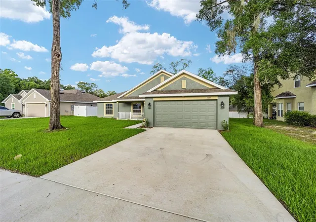 5th image of 4099 Ne 58Th Cir, Silver Springs, FL 34488 | MLS# OM709215