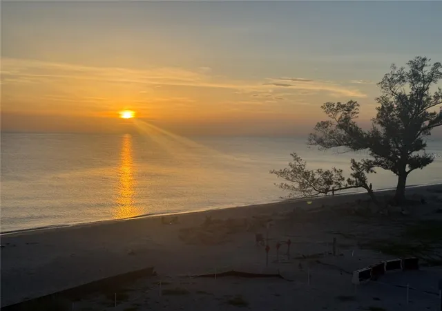 Photo 3 of Condo for sale at 1480 Gulf Blvd #304, Englewood, FL 34223 | MLS# N6140460 | Listing updated on 2026-10-04