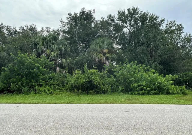 1st image of 124 Sunset Blvd E, Punta Gorda, FL 33982 | MLS# C7514654