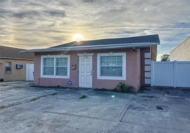 1st image of 1109 5th St Sw, Winter Haven, FL 33880 | MLS# S5134355