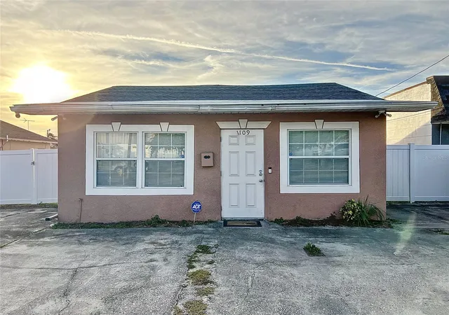 3rd image of 1109 5Th St Sw, Winter Haven, FL 33880 | MLS# S5134355