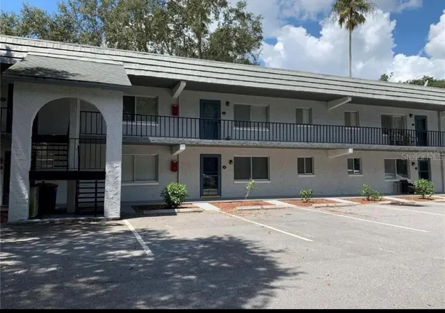 1st image of 220 N Idlewood Ave #204, Bartow, FL 33830 | MLS# L4955730