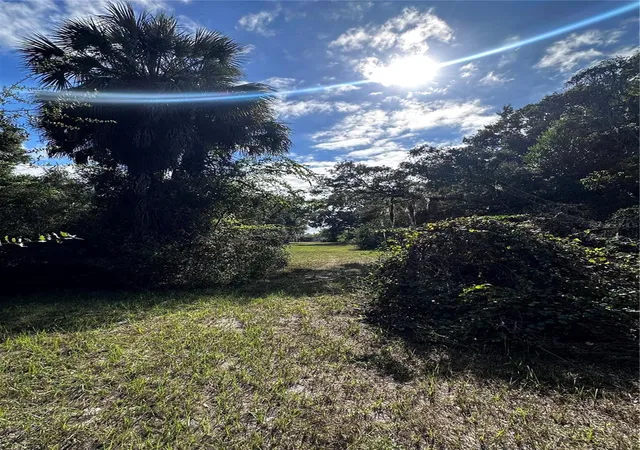 Photo 4 of Land for sale at 722 Highway 40 W, Inglis, FL 34449 | MLS# OM709276 | Listing updated on 2026-08-01