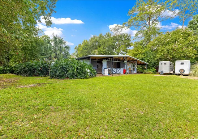 3rd image of 8221 Se 126Th Pl, Belleview, FL 34420 | MLS# OM709297