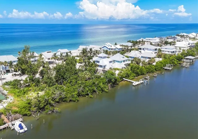 5th image of 208 S Gulf Blvd, Placida, FL 33946 | MLS# D6143741