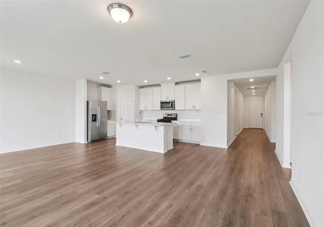 Photo 4 of Sale Pending at 2867 Hornbill Dr, Saint Cloud, FL 34772 | MLS# O6343070 | Listing updated on 2026-09-02