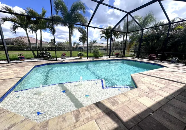 62nd image of 309 167th Blvd E, Bradenton, FL 34212 | MLS# A4664670