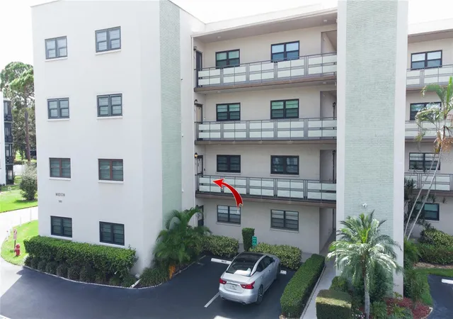 Homes for sale in St Petersburg, FL | 6080 80th St N #201, St Petersburg, FL 33709 | MLS# TB8426343