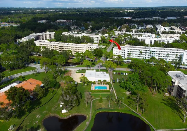 Homes for sale in St Petersburg, FL | 6080 80th Street, St Petersburg, FL 33709 | Houzeo