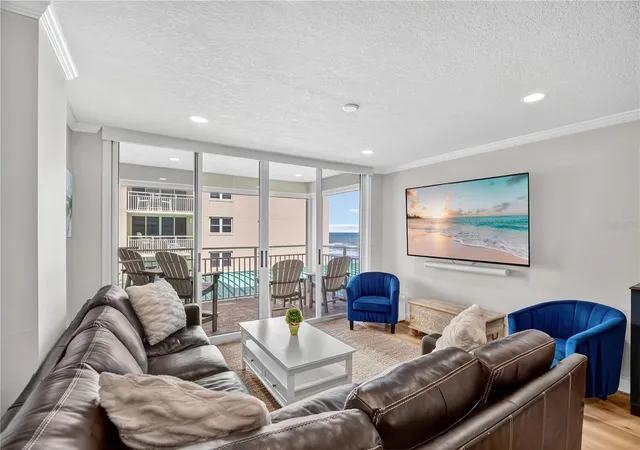 Listing Photo 4 - Condo for sale in building located at 4505 S Atlantic Ave, Ponce Inlet, FL 32127 - Unit #305
