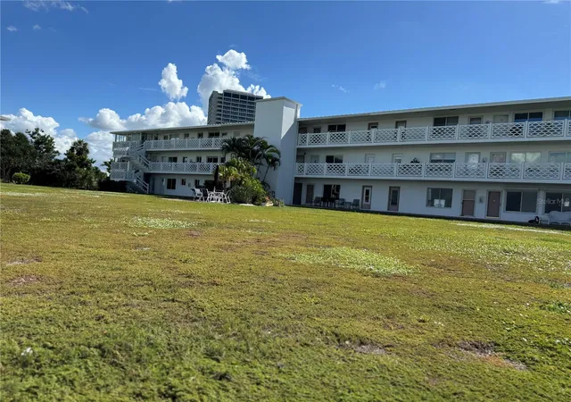 2nd image of 767 John Ringling Blvd #2, Sarasota, FL 34236 | MLS# S5134479