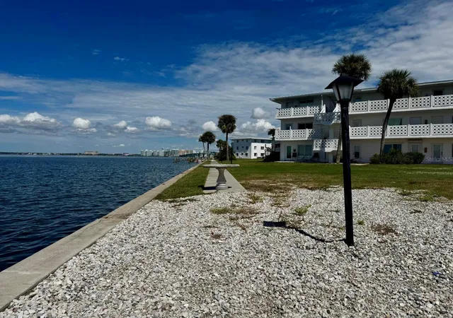 24th image of 767 John Ringling Blvd #2, Sarasota, FL 34236 | MLS# S5134479