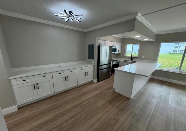 4th image of 767 John Ringling Blvd #2, Sarasota, FL 34236 | MLS# S5134479