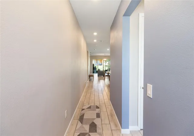 Photo 4 of Single family home for sale at 2536 Autumn Strm Dr, Leesburg, FL 34748 | MLS# W7878910 | Listing updated on 2026-10-10