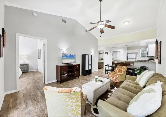 5th image of 3604 54Th Dr W #202, Bradenton, FL 34210 | MLS# A4664821