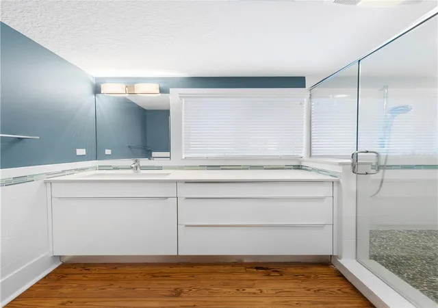 5th image of 1950 Adams Ln, Sarasota, FL 34236 | MLS# A4664827