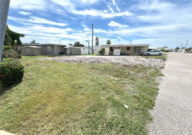Photo 4 of Land for sale at 6903 E Bayou Ln, Bradenton, FL 34207 | MLS# A4664831 | Listing updated on 2026-05-08