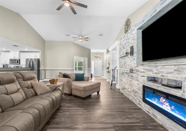 Homes for sale in Weeki Wachee, FL | 18209 Merwyn Cir, Weeki Wachee, FL 34614 | MLS# W7878923