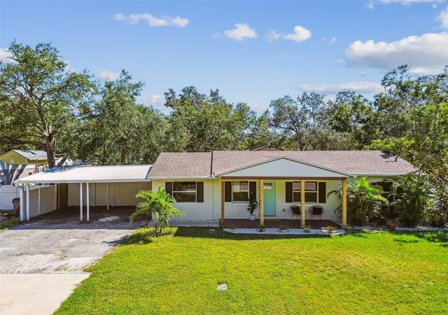 Homes for sale in Tampa, FL | 4726 W Knights Ave, Tampa, FL 33611 | MLS# TB8426900
