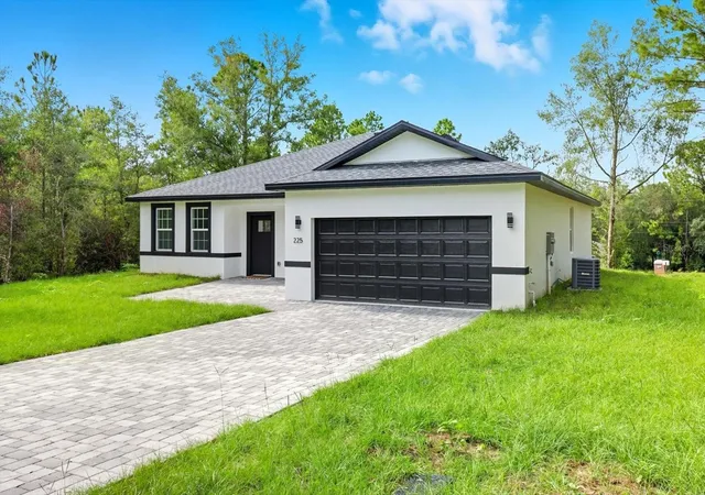 Photo 4 of Single family home for sale at 225 W Diego Pl, Citrus Springs, FL 34434 | MLS# OM709490 | Listing updated on 2026-09-14
