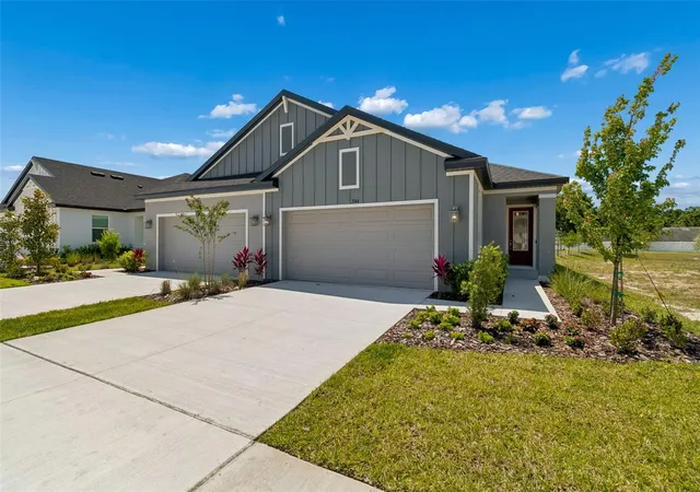 Single family home for sale at 3744 Nandina Cir, SUN CITY CENTER, FL 33573 | MLS# TB8427095