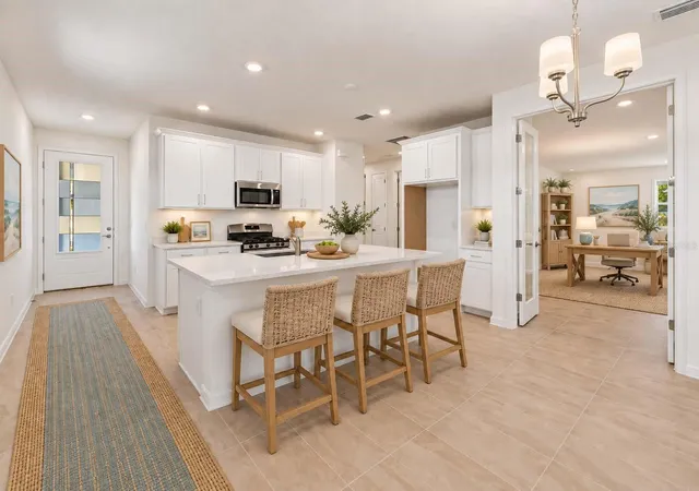 Photo 3 of Single family home for sale at 3744 Nandina Cir, Sun City Center, FL 33573 | MLS# TB8427095 | Listing updated on 2026-10-08