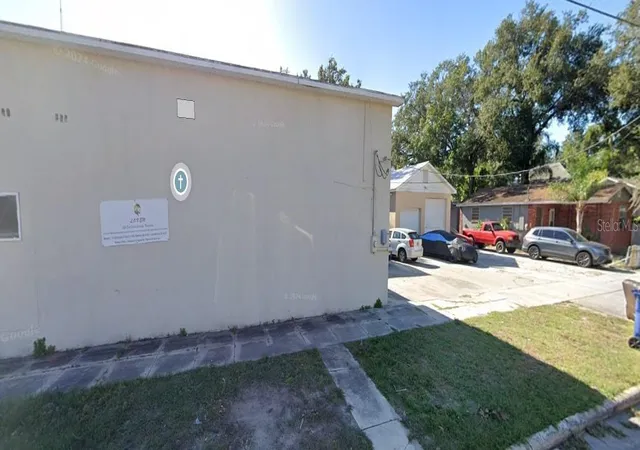 2nd image of 2806 N Tampa St, Tampa, FL 33602 | MLS# TB8427112