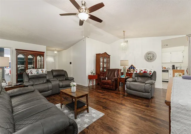 Photo 2 of Single family home for sale at 1836 Prairie Dunes Cir N, Lakeland, FL 33810 | MLS# L4955822 | Listing updated on 2026-10-26