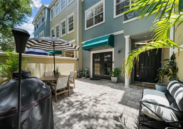 Homes for sale in Tampa, FL | 1451 Harbour Walk Rd, Tampa, FL 33602 | MLS# TB8427251
