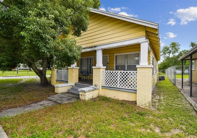 Photo 1 of Single family home for sale at 3417 E Lake Ave, Tampa, FL 33610 | MLS# TB8427337 | Listing updated on 2026-09-15
