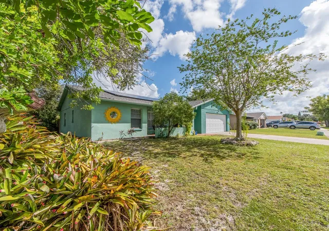2nd image of 1832 Seton Dr, Clearwater, FL 33763 | MLS# TB8427548
