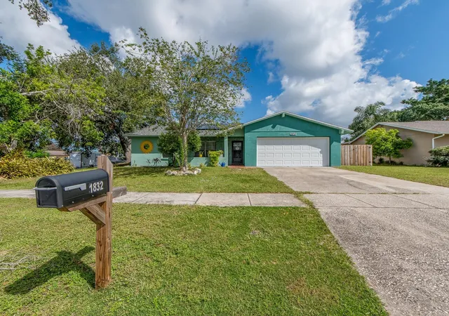 3rd image of 1832 Seton Dr, Clearwater, FL 33763 | MLS# TB8427548