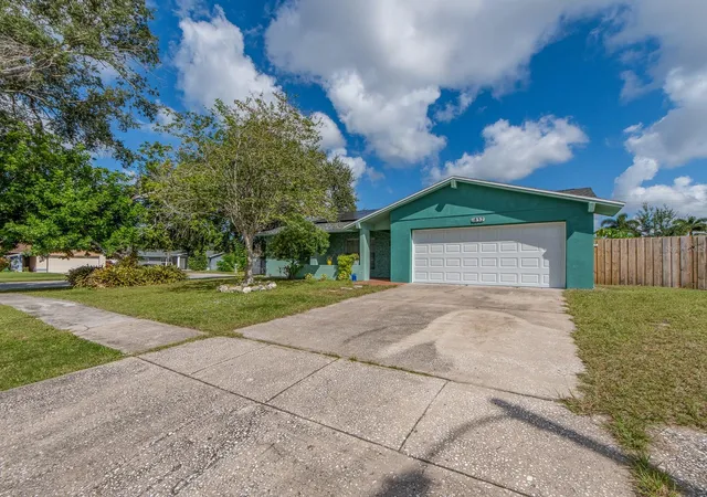 4th image of 1832 Seton Dr, Clearwater, FL 33763 | MLS# TB8427548