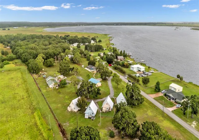 Photo 1 of Multi family home for sale at 701 Keen Rd, Frostproof, FL 33843 | MLS# L4955855 | Listing updated on 2026-09-16