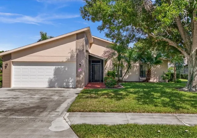Homes for sale in Englewood, FL | 411 Cypress Forest Dr, Englewood, FL 34223 | MLS# D6143803