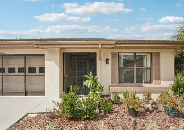 2nd image of 1604 Leland Dr, Sun City Center, FL 33573 | MLS# TB8427797
