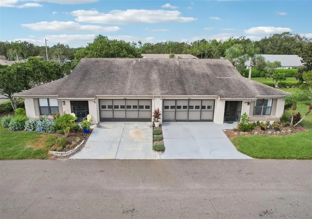 2nd image of 1604 Leland Dr, SUN CITY CENTER, FL 33573